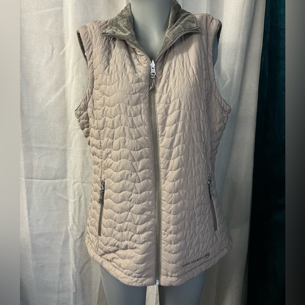 Free Country women’s size LG tan